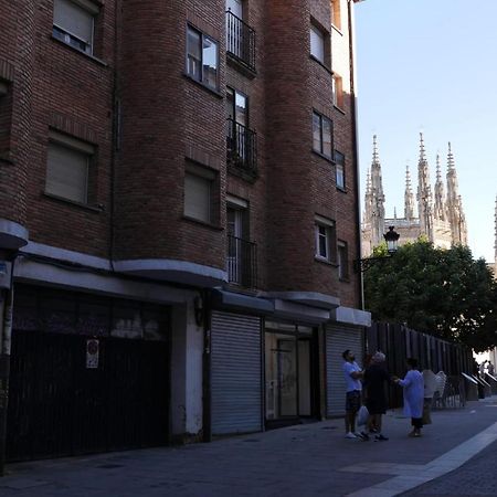 Vivienda En Perfecta Ubicacion Al Lado De La Catedral De Burgos Atuaire Apartment Exterior photo